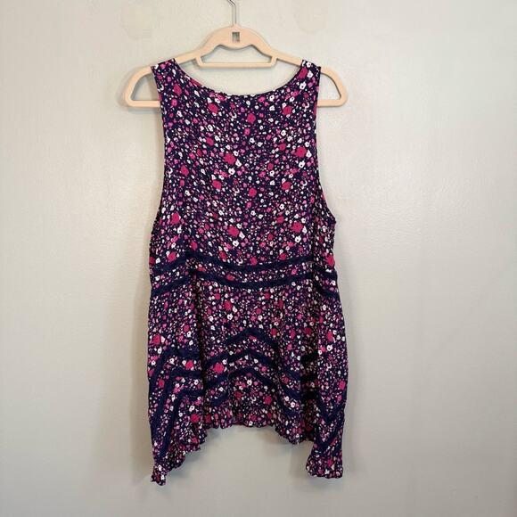 Torrid Tank Top Womens Size 1 Purple Floral Print Asymmetrical Ruffle Hem Blouse - Picture 7 of 8
